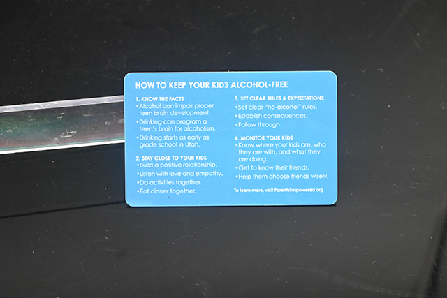 美發(fā)會員卡選擇非接觸式IC卡的原因是什么？