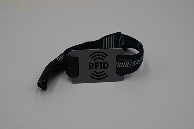 卡立方為醫(yī)院提供感應(yīng)式IC醫(yī)院就診卡，好處多