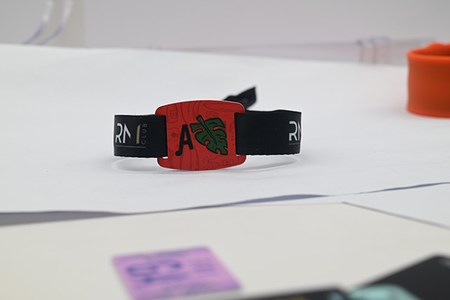 ID卡制造和發(fā)行設(shè)備簡介 ID卡制造和發(fā)行設(shè)備簡介